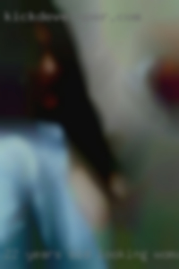 22 years old looking woman over for fun.