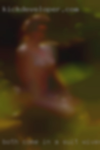 Both come in a suit wives jacket.